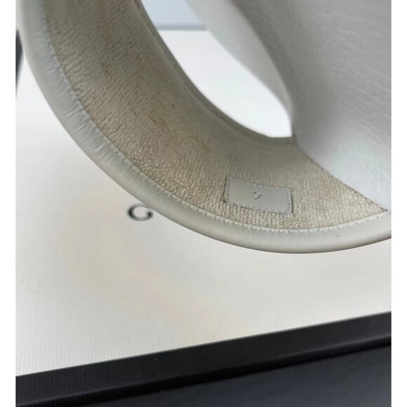 NIB Gucci worldwide man slides in white size 6 - Picture 10 of 12